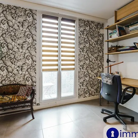 Apartment In The Liberation District